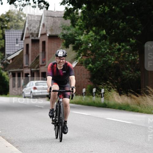 30.08.2026 - Elbe Triathlon Hamburg Michael Burmester http://msf.ph/oto/10062309 30.08.2026 14:48:00 Radfahren 131 meine-sportfotos.de