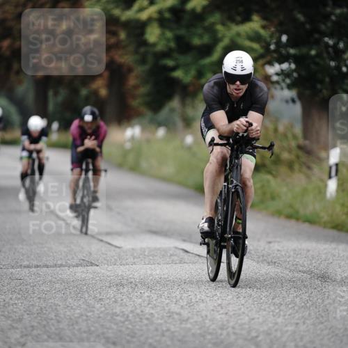 30.08.2026 - Elbe Triathlon Hamburg Michael Burmester http://msf.ph/oto/10062324 30.08.2026 08:57:48 Radfahren 191, 230, 232, 240, 252, 258, 270, 301 meine-sportfotos.de