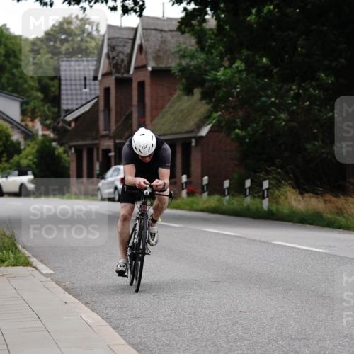 30.08.2026 - Elbe Triathlon Hamburg Michael Burmester http://msf.ph/oto/10062340 30.08.2026 14:48:53 Radfahren 154 meine-sportfotos.de