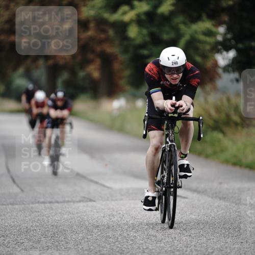 30.08.2026 - Elbe Triathlon Hamburg Michael Burmester http://msf.ph/oto/10062351 30.08.2026 08:57:53 Radfahren 191, 230, 232, 240, 252, 295, 347, 366 meine-sportfotos.de