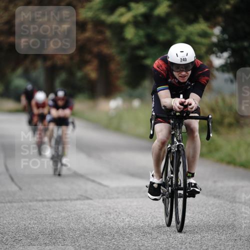 30.08.2026 - Elbe Triathlon Hamburg Michael Burmester http://msf.ph/oto/10062354 30.08.2026 08:57:53 Radfahren 191, 230, 232, 240, 252, 295, 347, 366 meine-sportfotos.de