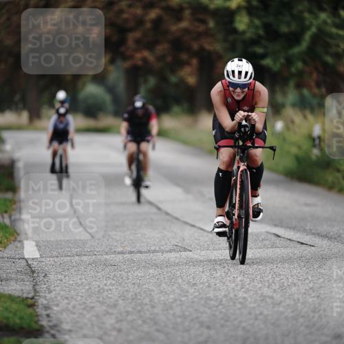30.08.2026 - Elbe Triathlon Hamburg Michael Burmester http://msf.ph/oto/10062360 30.08.2026 08:57:56 Radfahren 230, 240, 295, 347, 366 meine-sportfotos.de