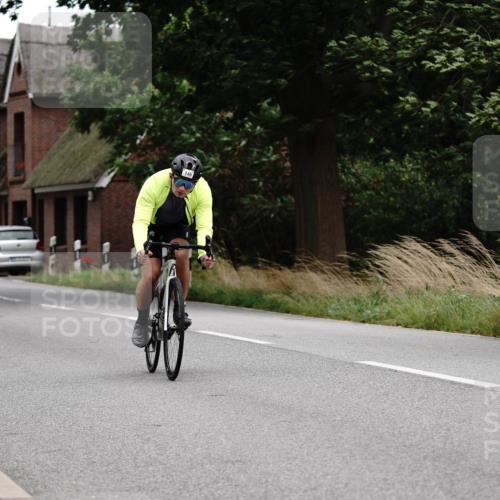 30.08.2026 - Elbe Triathlon Hamburg Michael Burmester http://msf.ph/oto/10062382 30.08.2026 14:49:52 Radfahren 146 meine-sportfotos.de