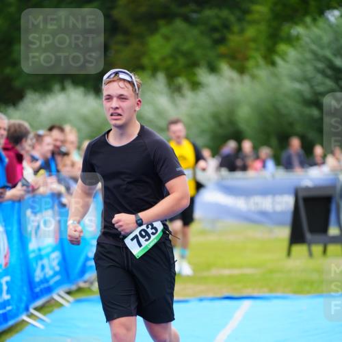 30.08.2026 - Elbe Triathlon Hamburg LAZAROV Photography http://msf.ph/oto/10062386 30.08.2026 11:48:46 Ziel 793, 1087 meine-sportfotos.de