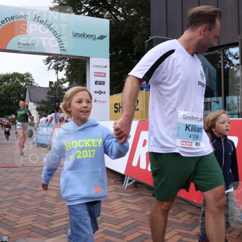 30.08.2026 - Blankeneser Heldenlauf Lena Gebhardt http://msf.ph/oto/10062401 30.08.2026 12:33:38 Ziel 4065, 4139, 4189, 4298 meine-sportfotos.de