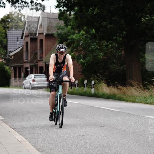 30.08.2026 - Elbe Triathlon Hamburg Michael Burmester http://msf.ph/oto/10062425 30.08.2026 14:51:03 Radfahren  meine-sportfotos.de