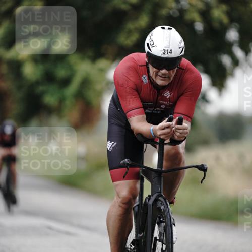 30.08.2026 - Elbe Triathlon Hamburg Michael Burmester http://msf.ph/oto/10062435 30.08.2026 08:58:36 Radfahren 181, 242, 288, 314, 360 meine-sportfotos.de