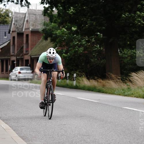 30.08.2026 - Elbe Triathlon Hamburg Michael Burmester http://msf.ph/oto/10062458 30.08.2026 14:51:30 Radfahren 132 meine-sportfotos.de