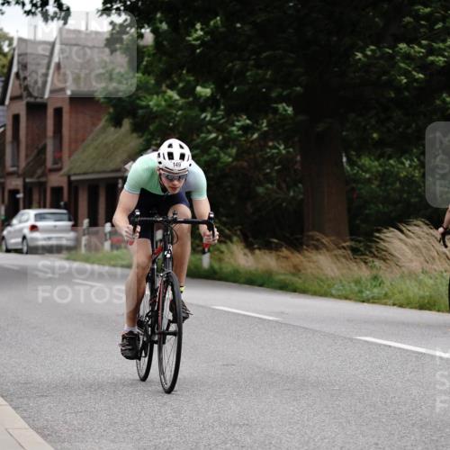 30.08.2026 - Elbe Triathlon Hamburg Michael Burmester http://msf.ph/oto/10062463 30.08.2026 14:51:31 Radfahren  meine-sportfotos.de