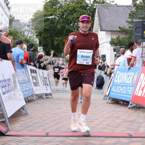 30.08.2026 - Blankeneser Heldenlauf Lena Gebhardt http://msf.ph/oto/10062466 30.08.2026 12:33:43 Ziel 2117, 4122, 4139, 4298 meine-sportfotos.de