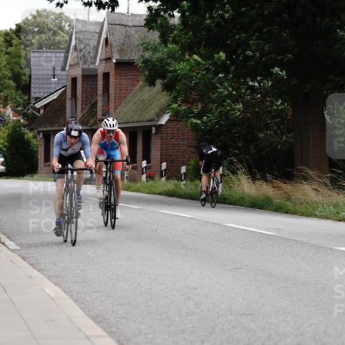 30.08.2026 - Elbe Triathlon Hamburg Michael Burmester http://msf.ph/oto/10062476 30.08.2026 14:51:44 Radfahren 135, 152, 173 meine-sportfotos.de