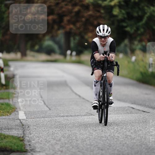 30.08.2026 - Elbe Triathlon Hamburg Michael Burmester http://msf.ph/oto/10062500 30.08.2026 08:59:00 Radfahren 260, 287, 380 meine-sportfotos.de