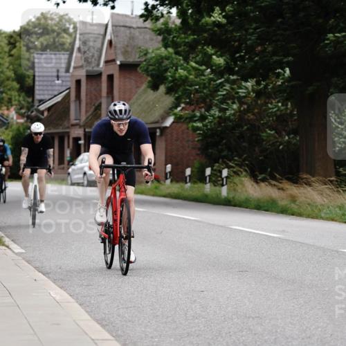 30.08.2026 - Elbe Triathlon Hamburg Michael Burmester http://msf.ph/oto/10062533 30.08.2026 14:52:41 Radfahren 145 meine-sportfotos.de