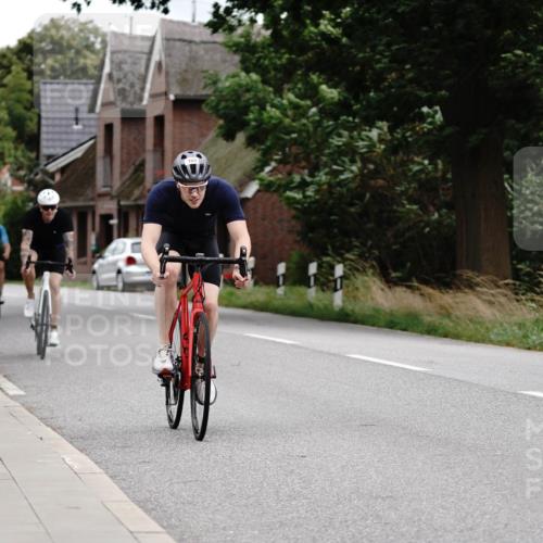 30.08.2026 - Elbe Triathlon Hamburg Michael Burmester http://msf.ph/oto/10062535 30.08.2026 14:52:41 Radfahren 145 meine-sportfotos.de
