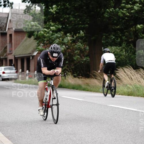 30.08.2026 - Elbe Triathlon Hamburg Michael Burmester http://msf.ph/oto/10062561 30.08.2026 14:52:56 Radfahren  meine-sportfotos.de
