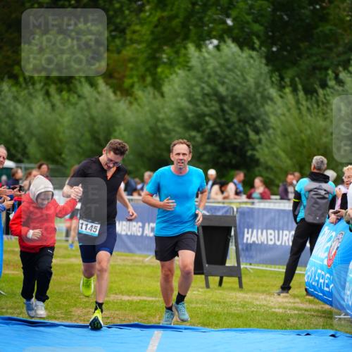 30.08.2026 - Elbe Triathlon Hamburg LAZAROV Photography http://msf.ph/oto/10062562 30.08.2026 11:49:28 Ziel 1145, 1252, 1363 meine-sportfotos.de