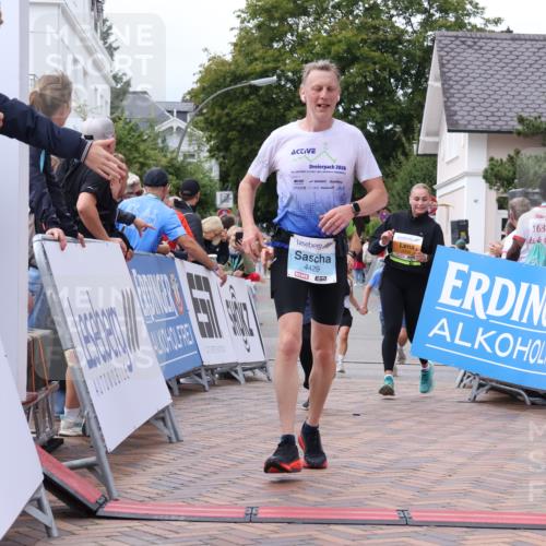 30.08.2026 - Blankeneser Heldenlauf Lena Gebhardt http://msf.ph/oto/10062652 30.08.2026 12:34:01 Ziel 2839, 4040, 4365, 4429 meine-sportfotos.de
