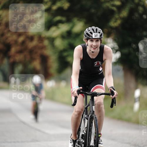 30.08.2026 - Elbe Triathlon Hamburg Michael Burmester http://msf.ph/oto/10062654 30.08.2026 09:01:26 Radfahren 285, 305, 327, 353, 354 meine-sportfotos.de