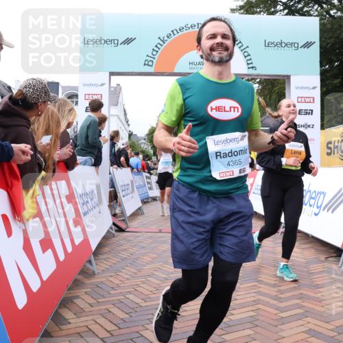 30.08.2026 - Blankeneser Heldenlauf Lena Gebhardt http://msf.ph/oto/10062672 30.08.2026 12:34:06 Ziel 2839, 4365, 4429, 4460, 4461 meine-sportfotos.de