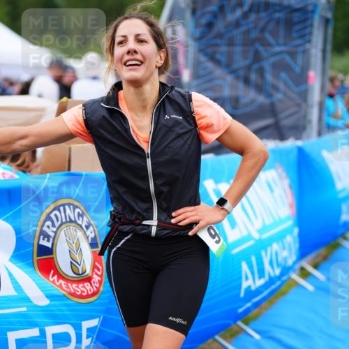 30.08.2026 - Elbe Triathlon Hamburg LAZAROV Photography http://msf.ph/oto/10062683 30.08.2026 11:49:50 Ziel 518, 960 meine-sportfotos.de