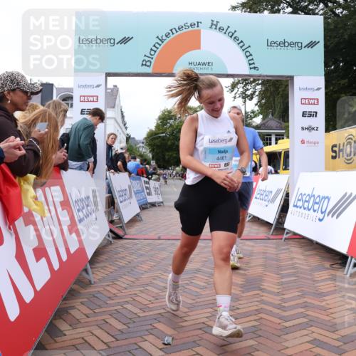 30.08.2026 - Blankeneser Heldenlauf Lena Gebhardt http://msf.ph/oto/10062686 30.08.2026 12:34:08 Ziel 2839, 4365, 4429, 4460, 4461 meine-sportfotos.de