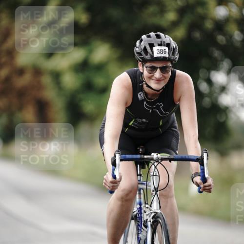 30.08.2026 - Elbe Triathlon Hamburg Michael Burmester http://msf.ph/oto/10062712 30.08.2026 09:01:47 Radfahren 329, 376, 386 meine-sportfotos.de