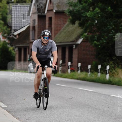 30.08.2026 - Elbe Triathlon Hamburg Michael Burmester http://msf.ph/oto/10062714 30.08.2026 14:55:50 Radfahren 141 meine-sportfotos.de