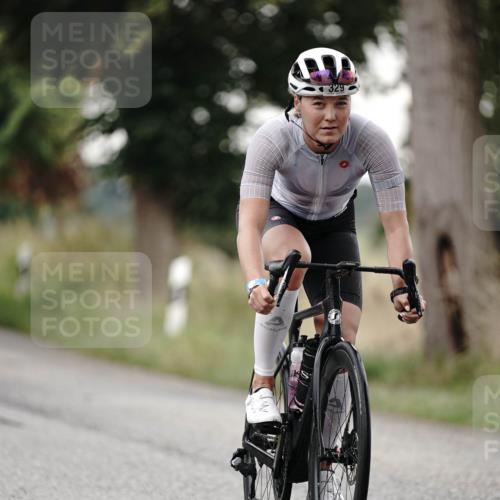 30.08.2026 - Elbe Triathlon Hamburg Michael Burmester http://msf.ph/oto/10062727 30.08.2026 09:01:52 Radfahren 212, 329, 358 meine-sportfotos.de