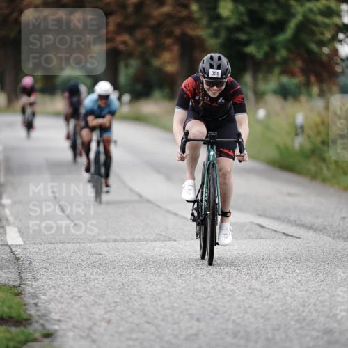 30.08.2026 - Elbe Triathlon Hamburg Michael Burmester http://msf.ph/oto/10062731 30.08.2026 09:01:55 Radfahren 212, 281, 319, 329, 358 meine-sportfotos.de