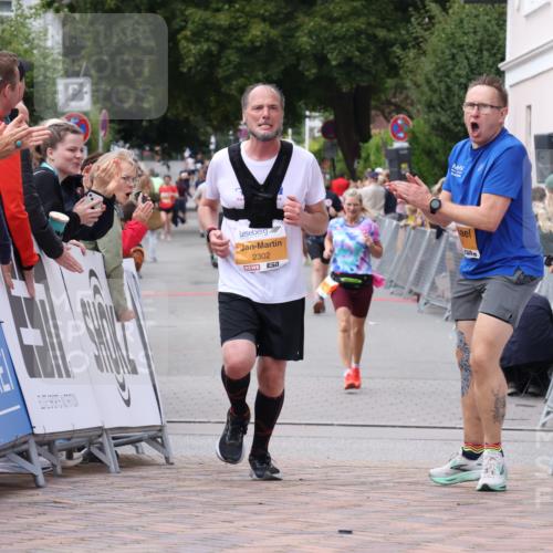 30.08.2026 - Blankeneser Heldenlauf Lena Gebhardt http://msf.ph/oto/10062749 30.08.2026 12:34:23 Ziel 2302, 2561 meine-sportfotos.de