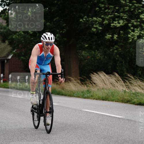 30.08.2026 - Elbe Triathlon Hamburg Michael Burmester http://msf.ph/oto/10062787 30.08.2026 14:56:16 Radfahren  meine-sportfotos.de