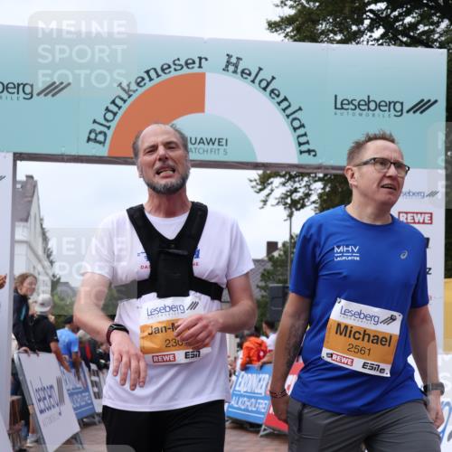 30.08.2026 - Blankeneser Heldenlauf Lena Gebhardt http://msf.ph/oto/10062819 30.08.2026 12:34:30 Ziel 2302, 2561, 2928 meine-sportfotos.de