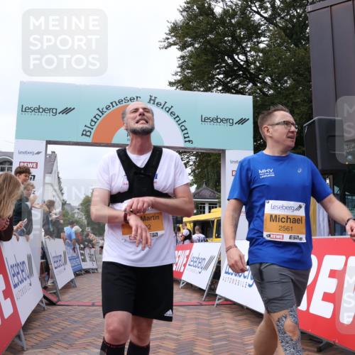 30.08.2026 - Blankeneser Heldenlauf Lena Gebhardt http://msf.ph/oto/10062823 30.08.2026 12:34:30 Ziel 2302, 2561, 2928 meine-sportfotos.de