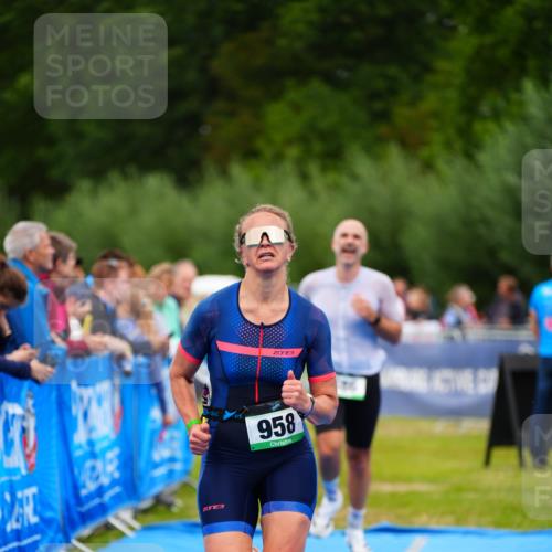 30.08.2026 - Elbe Triathlon Hamburg LAZAROV Photography http://msf.ph/oto/10062849 30.08.2026 11:50:36 Ziel 686, 958 meine-sportfotos.de
