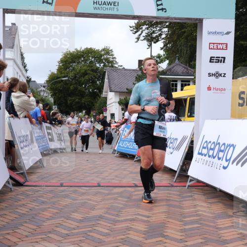 30.08.2026 - Blankeneser Heldenlauf Lena Gebhardt http://msf.ph/oto/10062870 30.08.2026 12:34:39 Ziel 2371, 2372, 2928, 4347, 4449 meine-sportfotos.de