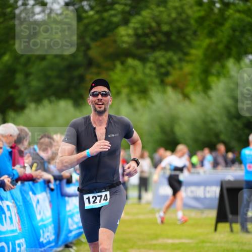 30.08.2026 - Elbe Triathlon Hamburg LAZAROV Photography http://msf.ph/oto/10062886 30.08.2026 11:51:02 Ziel 833, 1274, 1293 meine-sportfotos.de