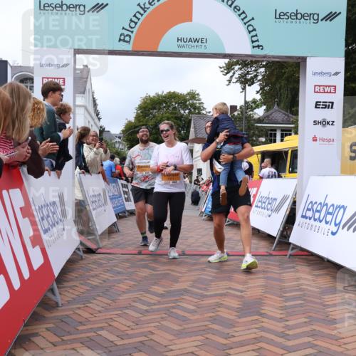 30.08.2026 - Blankeneser Heldenlauf Lena Gebhardt http://msf.ph/oto/10062892 30.08.2026 12:34:44 Ziel 2311, 2371, 2372, 2901, 4449 meine-sportfotos.de
