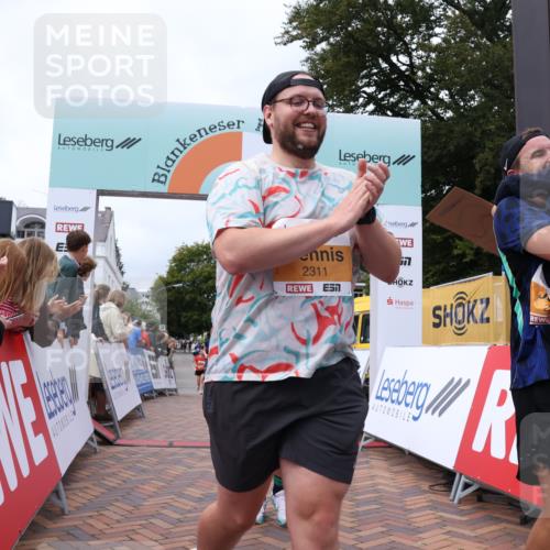 30.08.2026 - Blankeneser Heldenlauf Lena Gebhardt http://msf.ph/oto/10062913 30.08.2026 12:34:46 Ziel 2311, 2371, 2372, 2844, 2901, 4449 meine-sportfotos.de