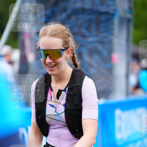 30.08.2026 - Elbe Triathlon Hamburg LAZAROV Photography http://msf.ph/oto/10062921 30.08.2026 11:51:14 Ziel 944, 1288 meine-sportfotos.de