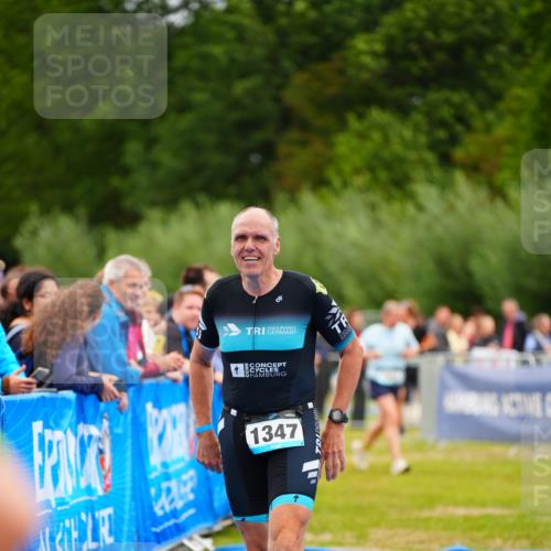 30.08.2026 - Elbe Triathlon Hamburg LAZAROV Photography http://msf.ph/oto/10062969 30.08.2026 11:51:28 Ziel 1347 meine-sportfotos.de