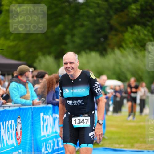 30.08.2026 - Elbe Triathlon Hamburg LAZAROV Photography http://msf.ph/oto/10062974 30.08.2026 11:51:28 Ziel 1347 meine-sportfotos.de