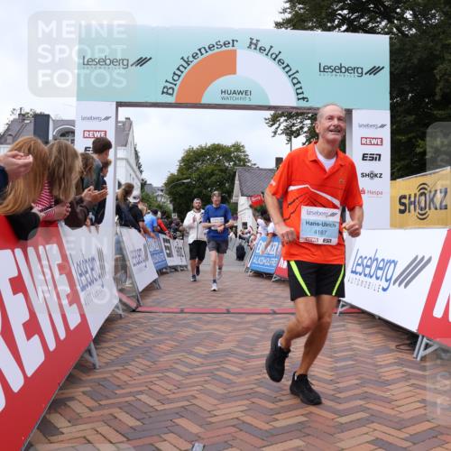 30.08.2026 - Blankeneser Heldenlauf Lena Gebhardt http://msf.ph/oto/10062980 30.08.2026 12:34:59 Ziel 2628, 4095, 4187, 4191, 4435 meine-sportfotos.de
