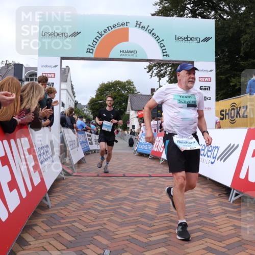 30.08.2026 - Blankeneser Heldenlauf Lena Gebhardt http://msf.ph/oto/10063039 30.08.2026 12:35:18 Ziel 2085, 4036, 4321, 4439, 4471 meine-sportfotos.de