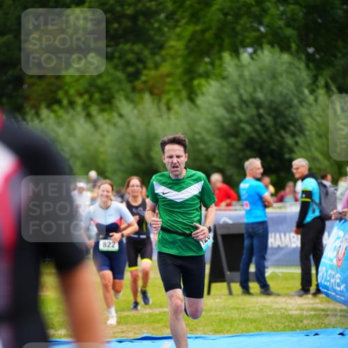 30.08.2026 - Elbe Triathlon Hamburg LAZAROV Photography http://msf.ph/oto/10063041 30.08.2026 11:51:55 Ziel 822, 980, 1262, 1281, 1332 meine-sportfotos.de