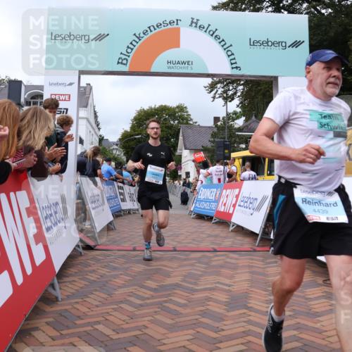 30.08.2026 - Blankeneser Heldenlauf Lena Gebhardt http://msf.ph/oto/10063043 30.08.2026 12:35:19 Ziel 2085, 4036, 4321, 4439, 4471 meine-sportfotos.de