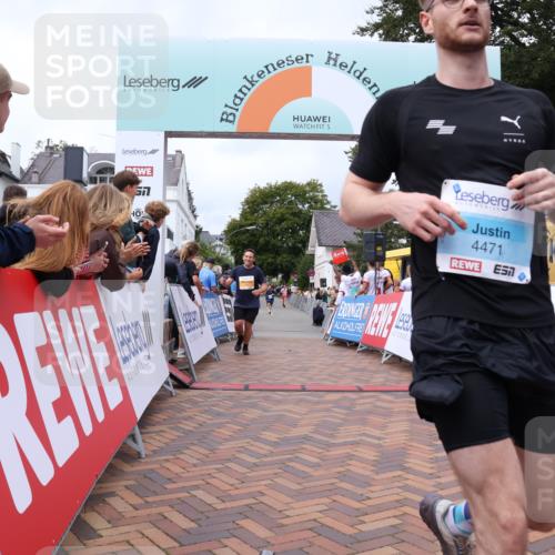 30.08.2026 - Blankeneser Heldenlauf Lena Gebhardt http://msf.ph/oto/10063054 30.08.2026 12:35:20 Ziel 2085, 4036, 4321, 4439, 4471 meine-sportfotos.de