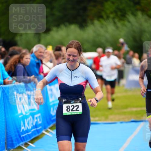 30.08.2026 - Elbe Triathlon Hamburg LAZAROV Photography http://msf.ph/oto/10063056 30.08.2026 11:51:59 Ziel 822, 980, 1262, 1281, 1331, 1455 meine-sportfotos.de