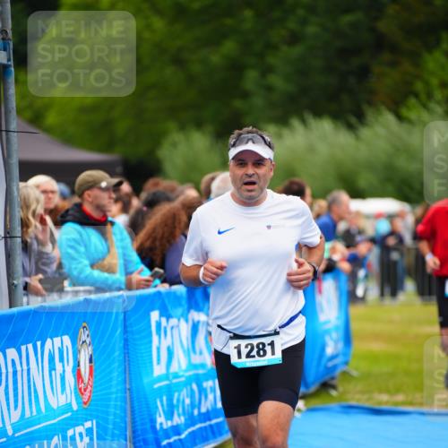 30.08.2026 - Elbe Triathlon Hamburg LAZAROV Photography http://msf.ph/oto/10063071 30.08.2026 11:52:04 Ziel 980, 1281, 1331, 1455 meine-sportfotos.de