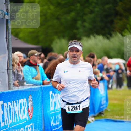 30.08.2026 - Elbe Triathlon Hamburg LAZAROV Photography http://msf.ph/oto/10063073 30.08.2026 11:52:04 Ziel 980, 1281, 1331, 1455 meine-sportfotos.de