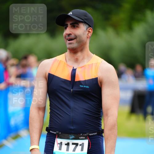 30.08.2026 - Elbe Triathlon Hamburg LAZAROV Photography http://msf.ph/oto/10063107 30.08.2026 11:52:21 Ziel 943, 1128, 1171, 1336, 1578 meine-sportfotos.de